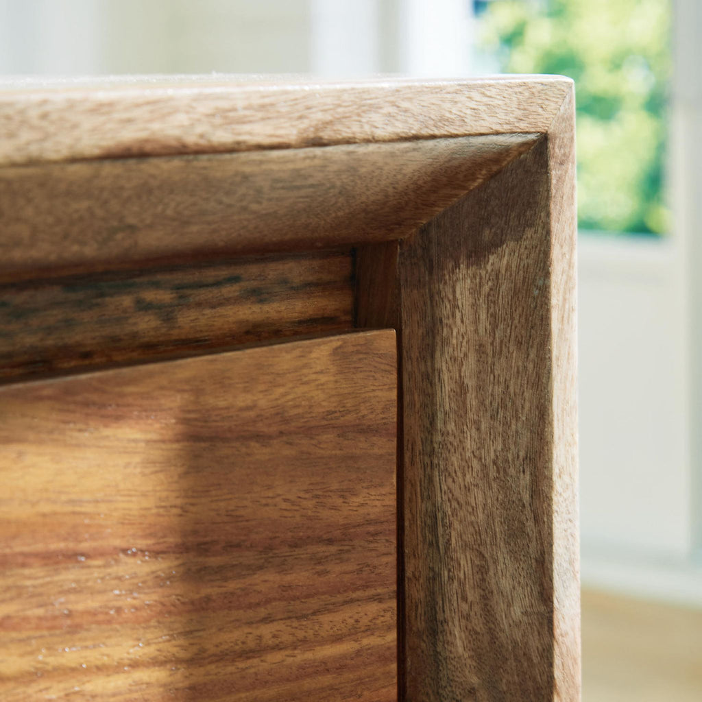 Dressonni Nightstand - Brown