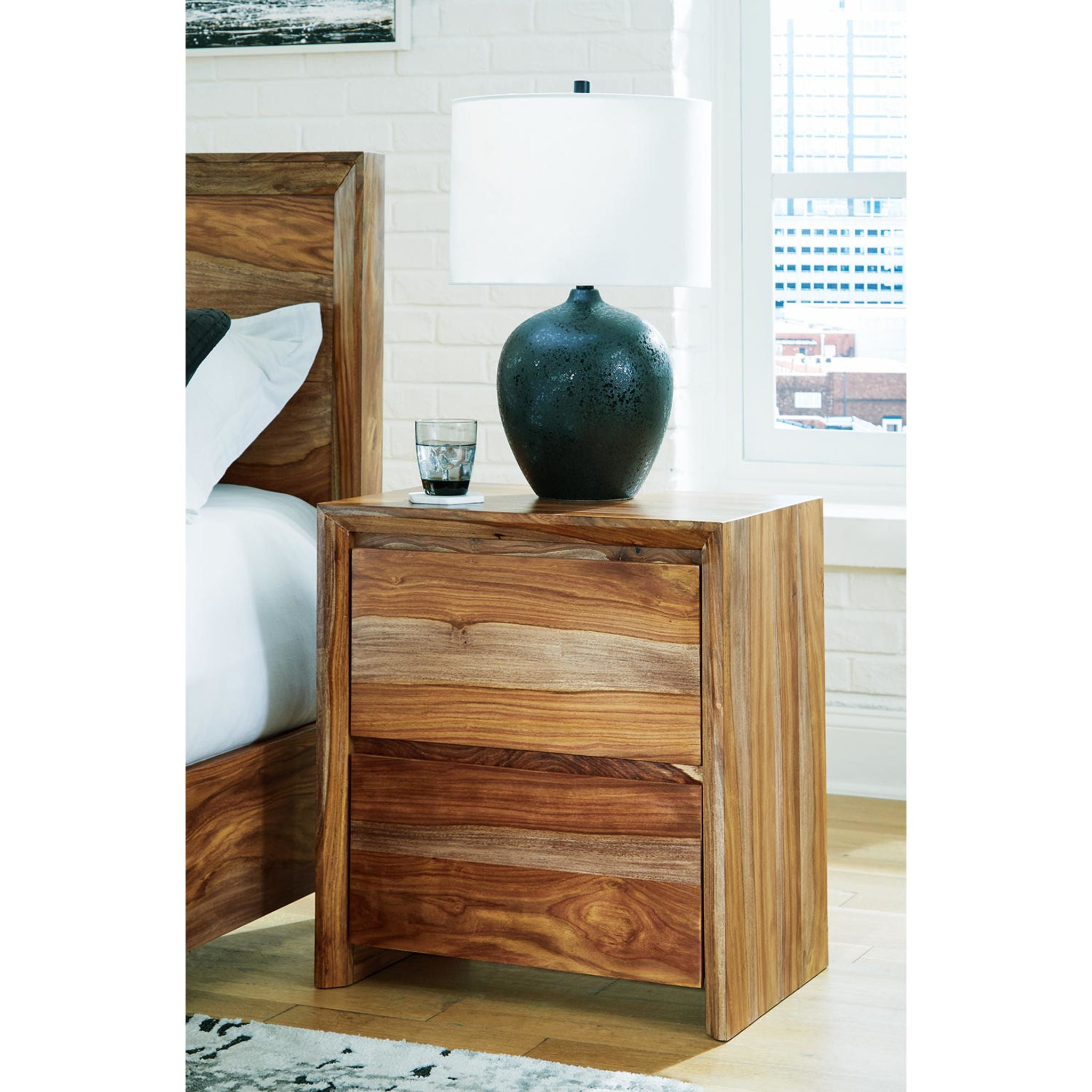 Dressonni Nightstand - Brown